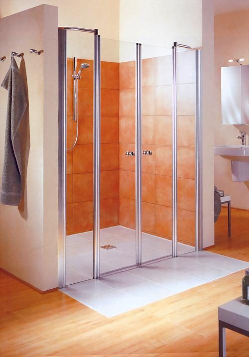 Moderne Echtglasdusche aus unserer Ausführung